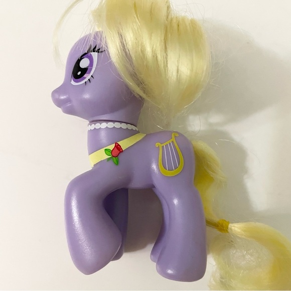 MLP My Little Pony Lyrica Lilac Figure Toy - Picture 14 of 15